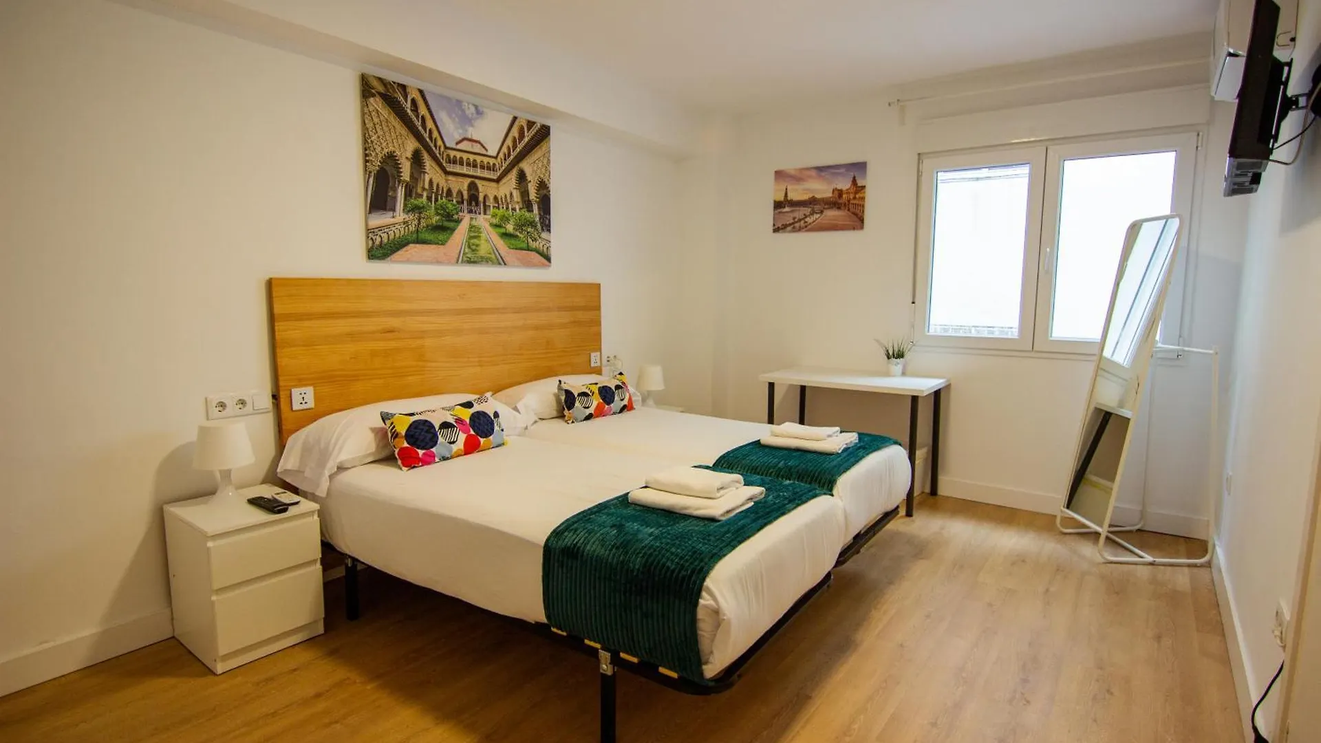 RentalSevilla 5 dormitorios en el centro de Sevilla