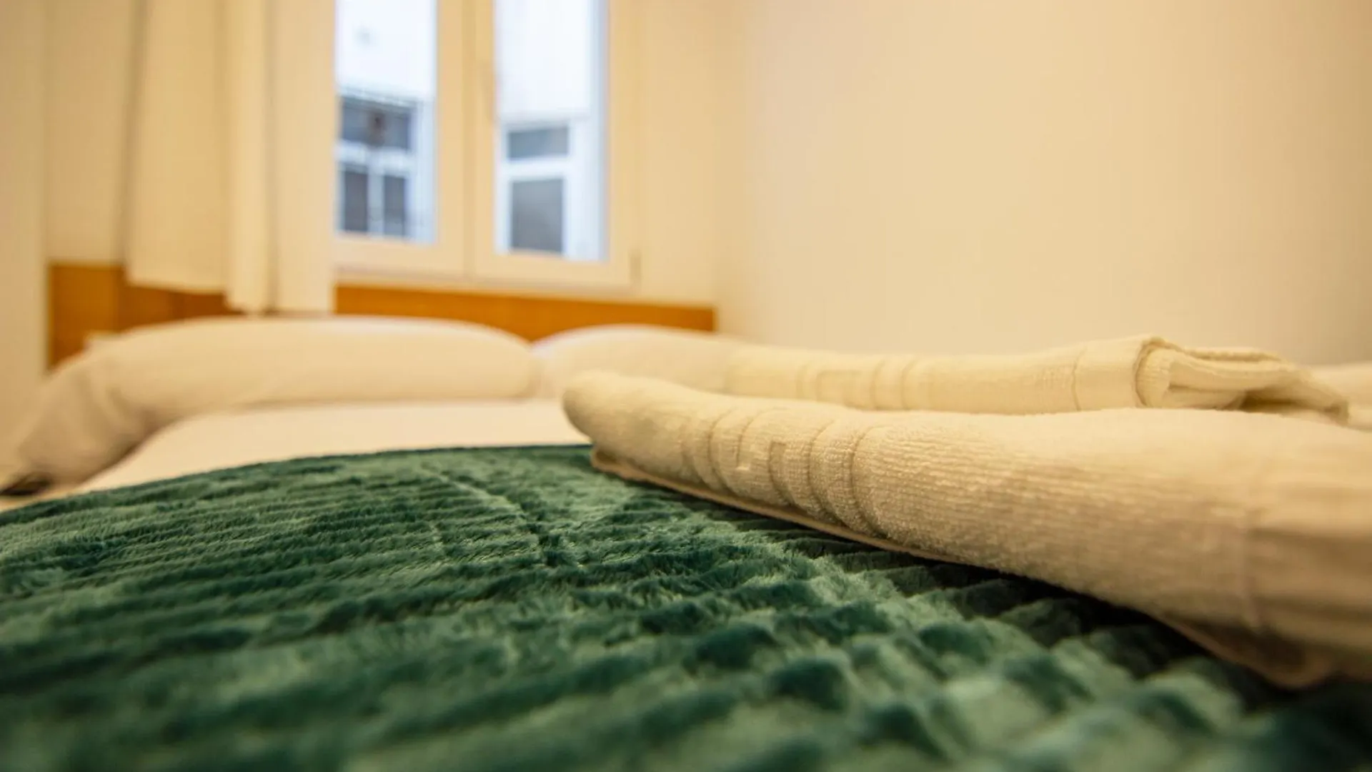 RentalSevilla 5 dormitorios en el centro de Sevilla Apartamento