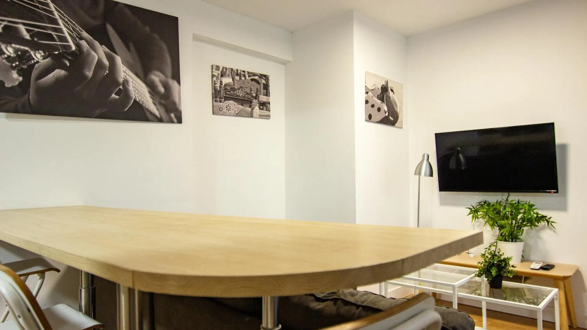 RentalSevilla 5 dormitorios en el centro de Sevilla Apartamento